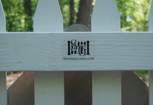 Load image into Gallery viewer, 6 ft Free-standing Driveway Gate